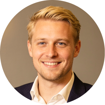Portraitbild von Maximilian Vogt, Co-Founder eines SaaS-Start-ups